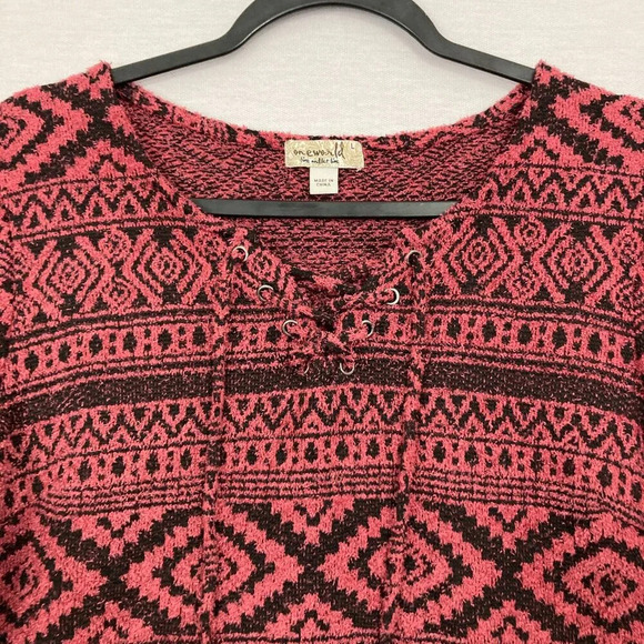 New One World Red Black Southwestern Print Fuzzy Stretch Pullover Top Large - Picture 5 of 10